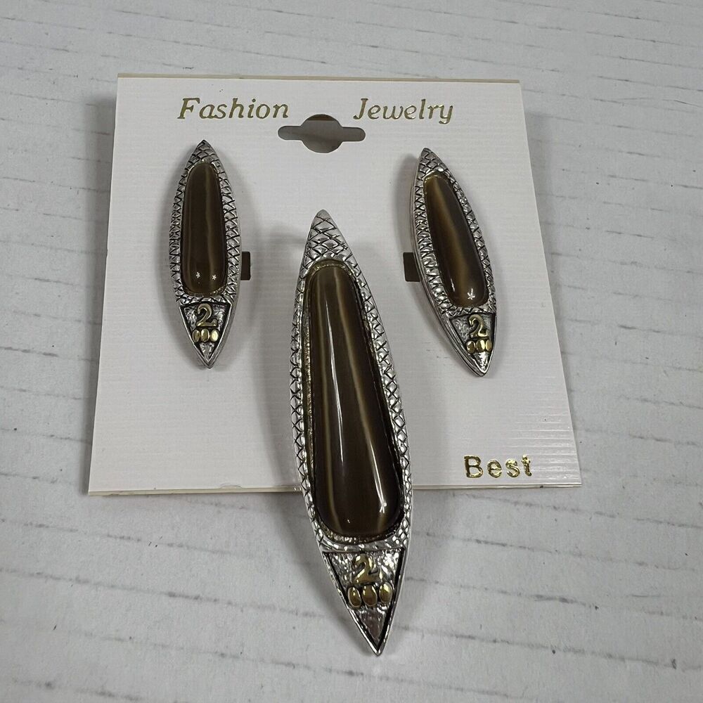 Vintage Best Pierced Earrings Pendant Cat Eye Oval Canoe Shape Silver Tone 26$